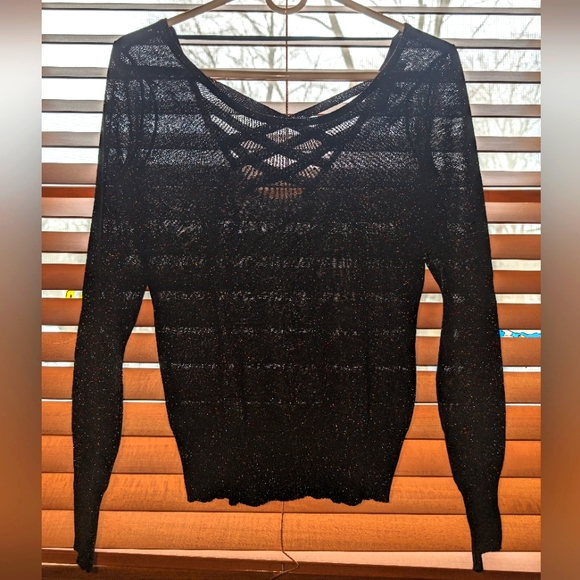 Sparkly Top - Picture 1 of 5